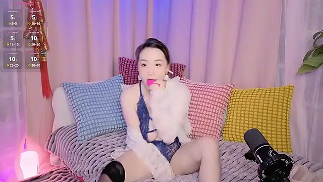 baobaomiqi linger online show from February 10, 2:08 am