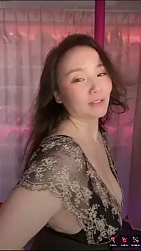 baobaomiqi linger online show from September 15, 5:02 pm