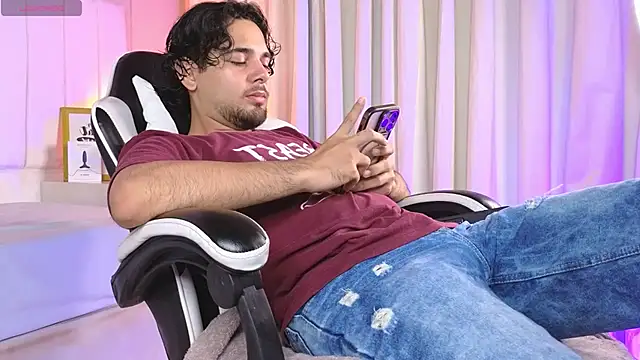 Samir bear online show from January 15, 12:54 pm