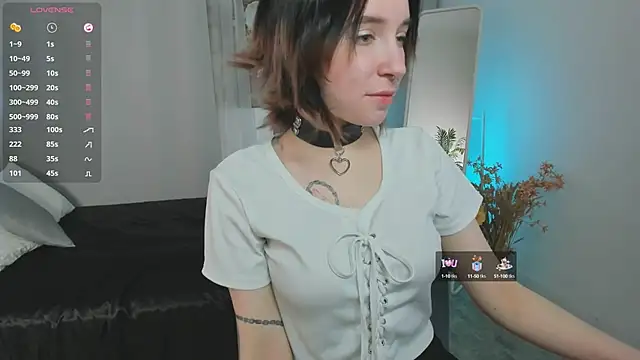 Snapshot of lilithlunna chatting on March 4, 7:11 pm lilithlunna online show from March 4, 7:11 pm