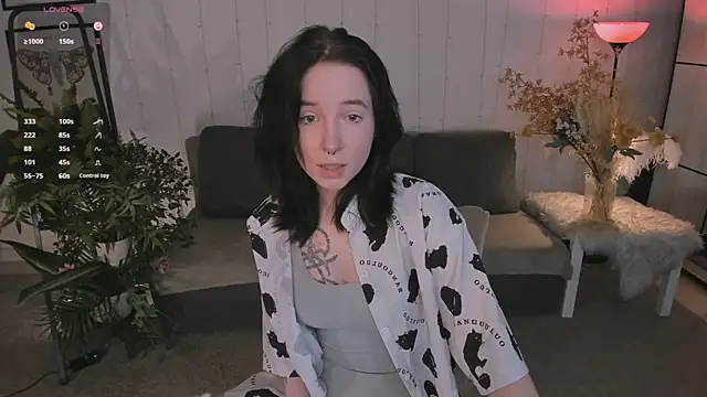 Snapshot of lilithlunna chatting on September 20, 5:47 pm lilithlunna online show from September 20, 5:47 pm