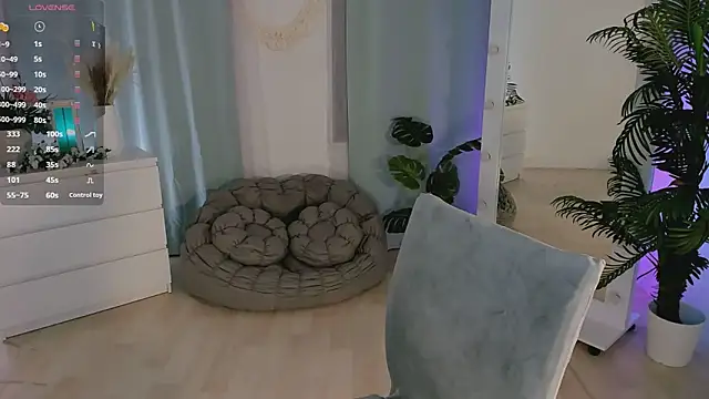 Snapshot of lilithlunna chatting on November 15, 6:15 pm lilithlunna online show from November 15, 6:15 pm