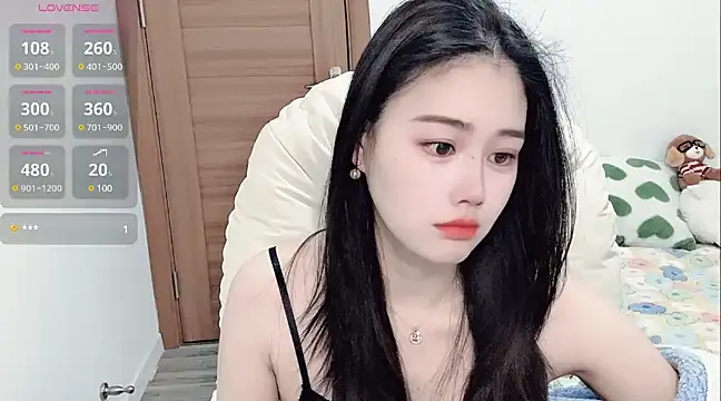 LILI-Baobei online show from March 4, 3:11 am