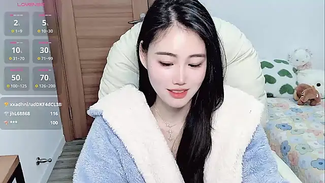 LILI-Baobei online show from March 18, 5:41 am