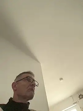 Snapshot of loverman2941 chatting on February 4, 3:29 pm loverman2941 online show from February 4, 3:29 pm