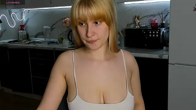 Sweet white chocolate online show from February 28, 5:58 pm