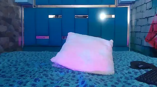 perfectlump online show from January 10, 11:29 pm