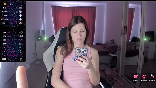 Snapshot of Agnes_Allenn chatting on February 24, 7:44 am Agnes Allenn online show from February 24, 7:44 am