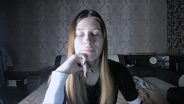 Snapshot of Agnes_Allenn chatting on October 27, 11:03 am Agnes Allenn online show from October 27, 11:03 am