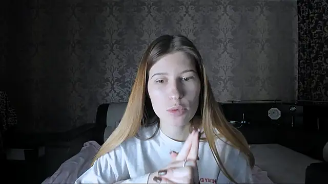 Snapshot of Agnes_Allenn chatting on October 30, 10:16 am Agnes Allenn online show from October 30, 10:16 am