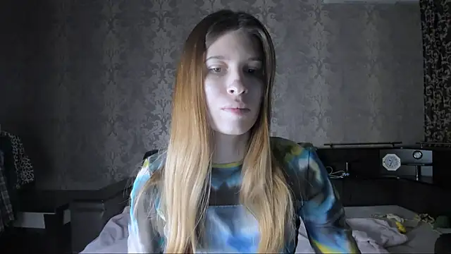 Snapshot of Agnes_Allenn chatting on November 3, 10:27 am Agnes Allenn online show from November 3, 10:27 am