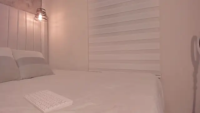  dakota a online show from September 27, 6:35 pm