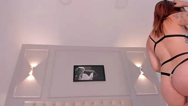 anniemartinezz online show from January 15, 11:43 am