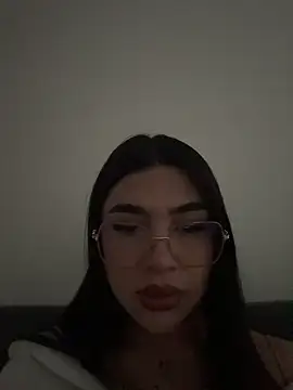 Snapshot of RoseCassie chatting on February 19, 12:56 pm RoseCassie online show from February 19, 12:56 pm