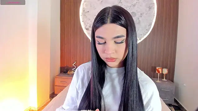 Snapshot of RoseCassie chatting on April 16, 1:45 pm RoseCassie online show from April 16, 1:45 pm