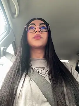 Snapshot of RoseCassie chatting on May 2, 1:16 pm RoseCassie online show from May 2, 1:16 pm