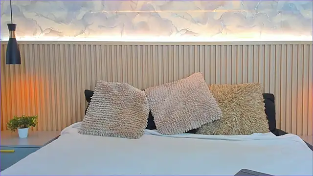 AinaraJimenez online show from September 15, 8:31 pm