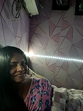 ppatriciarabello online show from July 2, 2:01 pm