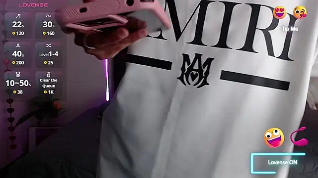 mia collens online show from March 11, 12:54 am