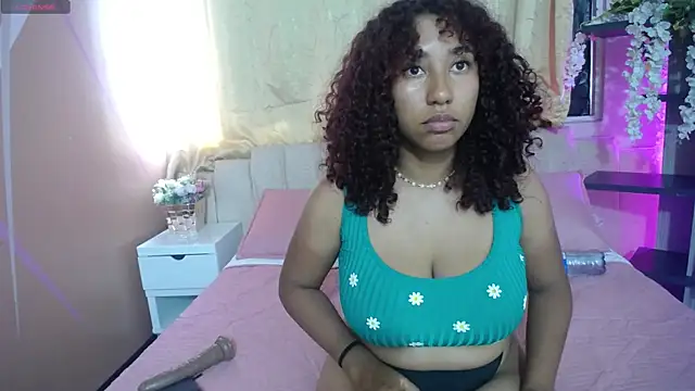 lauraltt online show from December 26, 6:54 pm