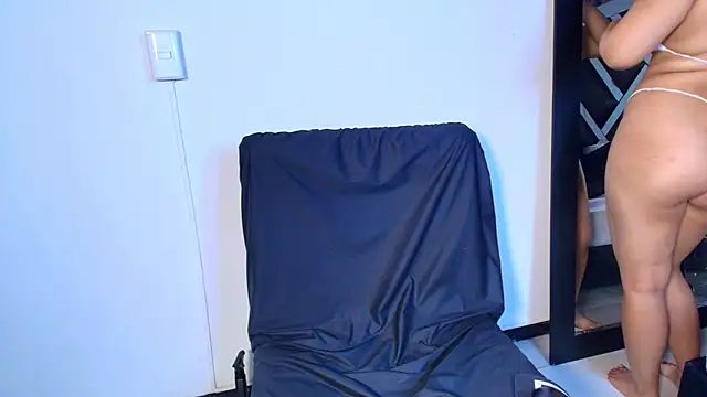 caroo gomeez online show from October 13, 3:39 am