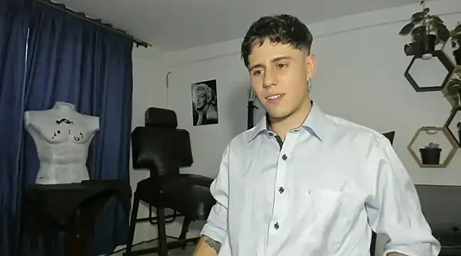 Antonello Vannucci online show from March 8, 11:18 pm