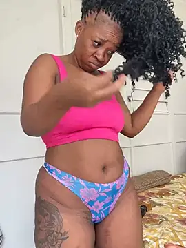 beverlyxxxx online show from March 3, 12:05 pm