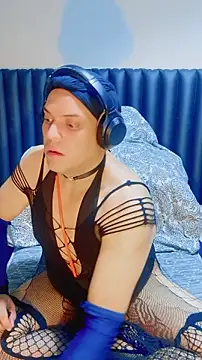 NikkelSofia online show from August 4, 1:20 am
