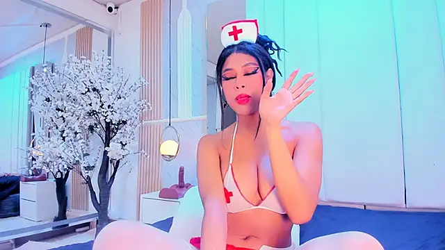 salomebenz online show from October 4, 9:57 pm