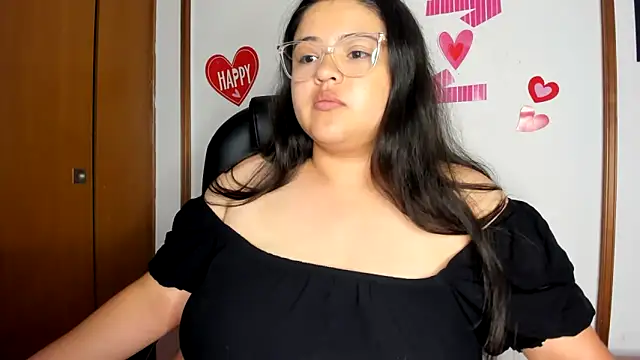 lizzie c online show from February 10, 9:36 pm