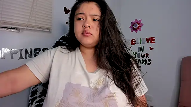 lizzie c online show from November 14, 10:25 am