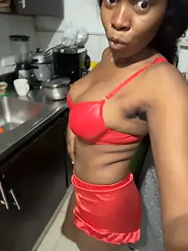 Snapshot of celeste_smmith_ chatting on March 22, 10:18 am celeste smmith online show from March 22, 10:18 am