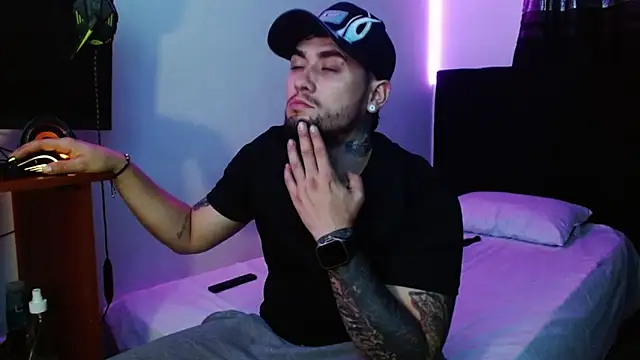 miia-liiam online show from February 2, 6:45 am