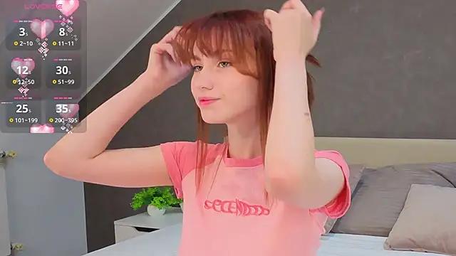 Snapshot of Mollly_Rouge chatting on September 22, 12:23 am Mollly Rouge online show from September 22, 12:23 am