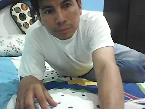 bisexual0007 online show from January 2, 3:58 am