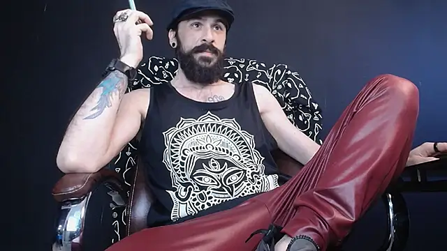Snapshot of AxelColton chatting on March 9, 12:53 pm AxelColton online show from March 9, 12:53 pm