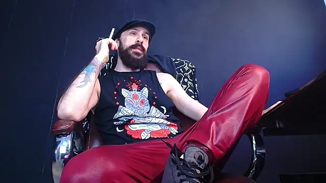 Snapshot of AxelColton chatting on March 10, 5:54 am AxelColton online show from March 10, 5:54 am