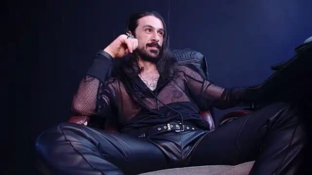 AxelColton online show from October 25, 10:23 am