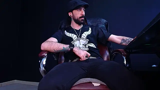 AxelColton online show from November 13, 11:31 am