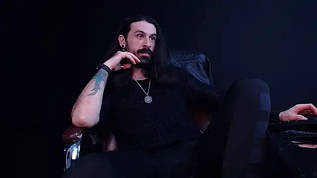 AxelColton online show from November 14, 11:31 am