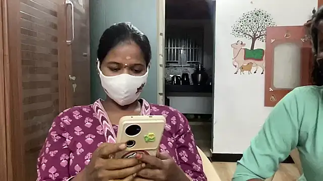 Tamil Sanjana  online show from July 31, 3:11 pm