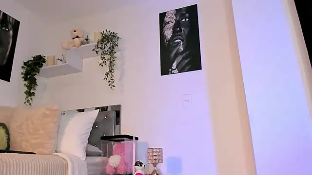 Alissonroses online show from October 1, 11:00 pm