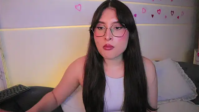 Snapshot of Daisha_Riley chatting on February 18, 3:57 am Daisha Riley online show from February 18, 3:57 am