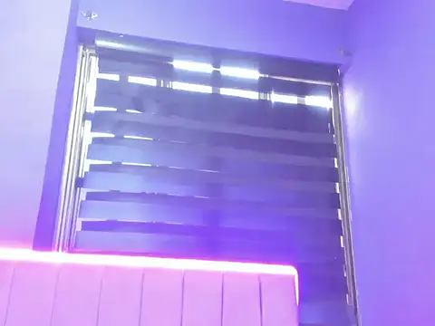 CintiaWalker online show from December 20, 12:45 pm