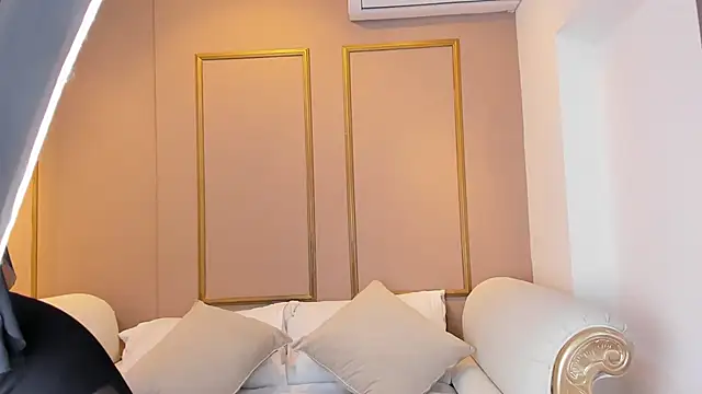 PerlaPreciosa online show from September 23, 3:42 am