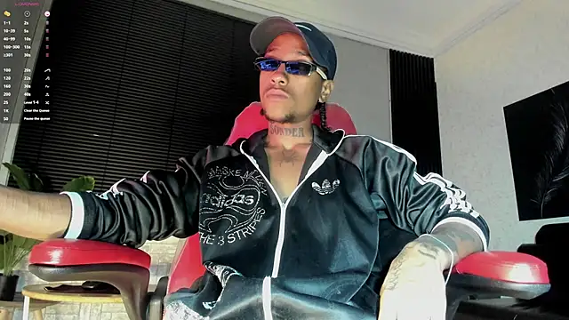 JhonyMiller  online show from December 5, 7:54 pm