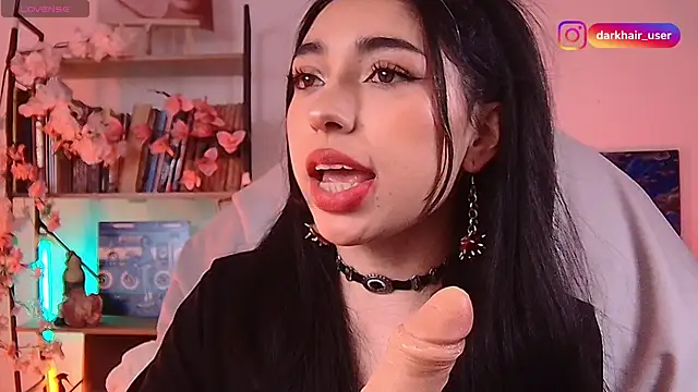 Snapshot of Sweet_Nyx chatting on April 12, 10:59 pm Sweet Nyx online show from April 12, 10:59 pm
