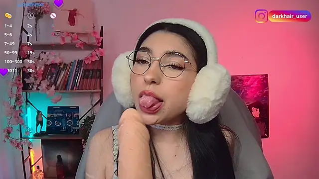 Snapshot of Sweet_Nyx chatting on June 10, 10:41 pm Sweet Nyx online show from June 10, 10:41 pm