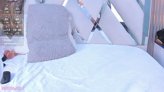 Snapshot of _Hottest_Mature chatting on November 20, 3:28 am Hottest Mature online show from November 20, 3:28 am