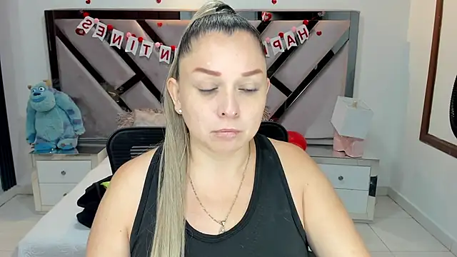 Snapshot of natalia5560 chatting on September 22, 12:40 pm natalia5560 online show from September 22, 12:40 pm